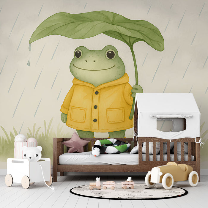 Une chambre d'enfant avec un papier peint illustrant une grenouille souriante sous la pluie, vêtue d'un imperméable jaune, créant une ambiance ludique et joyeuse.