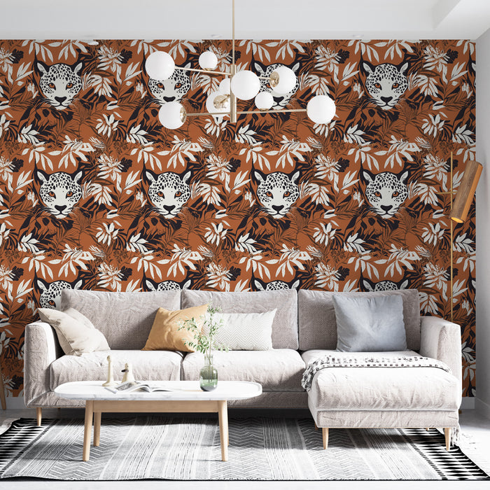 Un salon contemporain avec un papier peint aux motifs de têtes de léopard sur fond terracotta, créant une ambiance audacieuse et exotique.