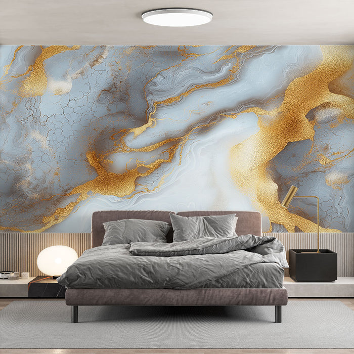 Une chambre moderne avec un papier peint aux motifs abstraits bleu clair et doré, créant une ambiance élégante et apaisante.