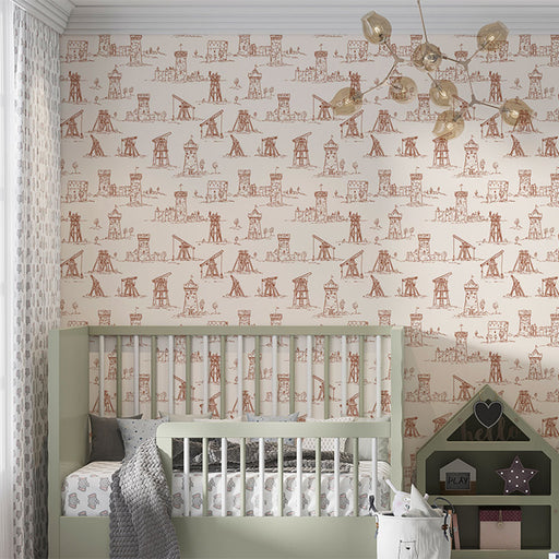 Une chambre d'enfant avec un papier peint illustré de motifs vintage en brun sur fond clair, représentant des châteaux et des scènes de travail, créant une ambiance ludique et chaleureuse.