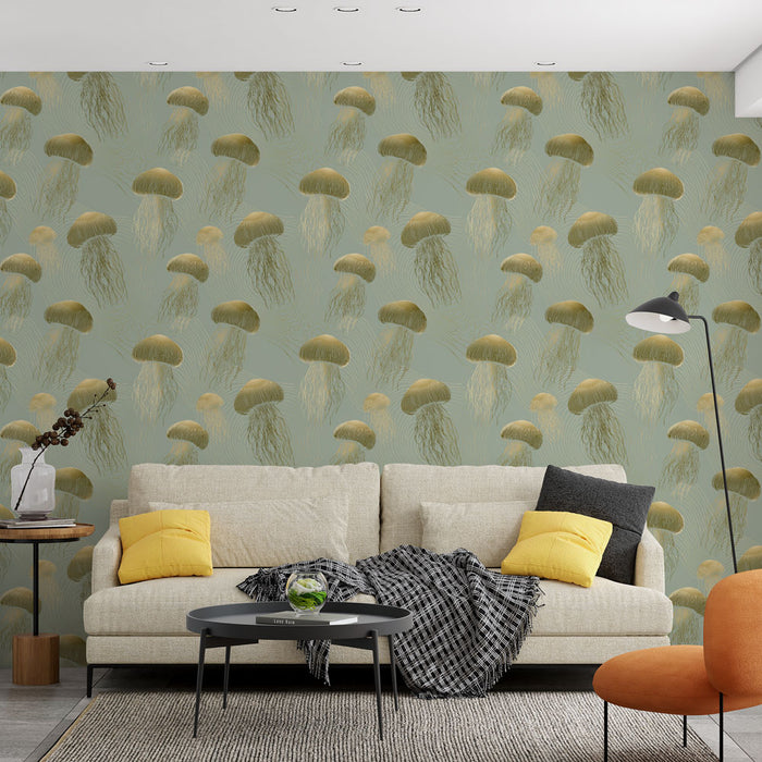 Un salon moderne avec un papier peint représentant des méduses dorées sur fond vert, créant une ambiance marine et apaisante.