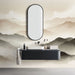 Une salle de bain moderne avec un papier peint aux motifs de montagnes en dégradés de beige et brun, créant une atmosphère apaisante et naturelle.