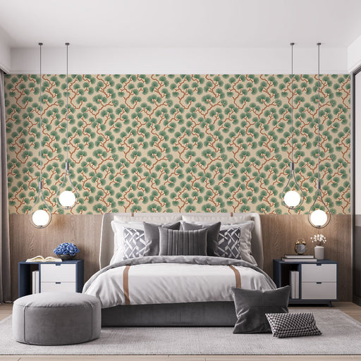 Une chambre moderne avec un papier peint floral aux motifs de branches et de feuillage vert sur fond beige, créant une atmosphère apaisante et naturelle.