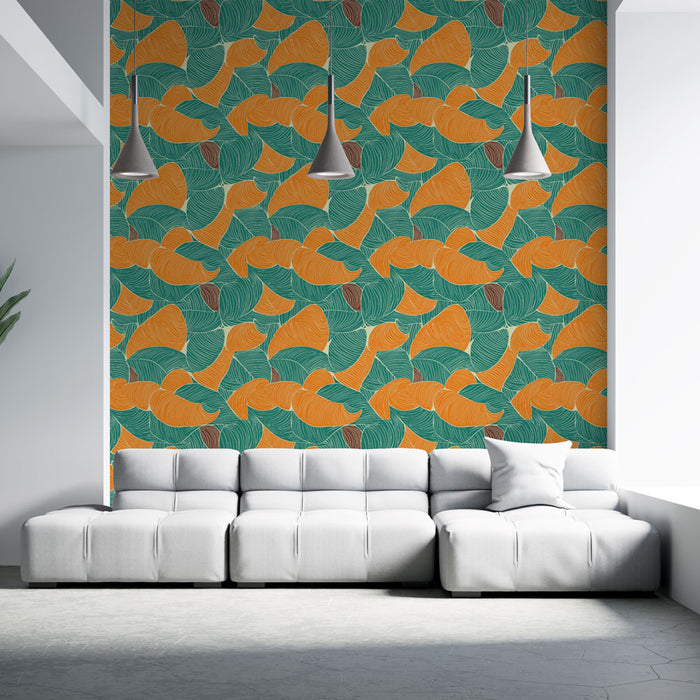 Un salon moderne avec un papier peint aux motifs organiques dans des teintes vertes et orange, créant une ambiance chaleureuse et dynamique.