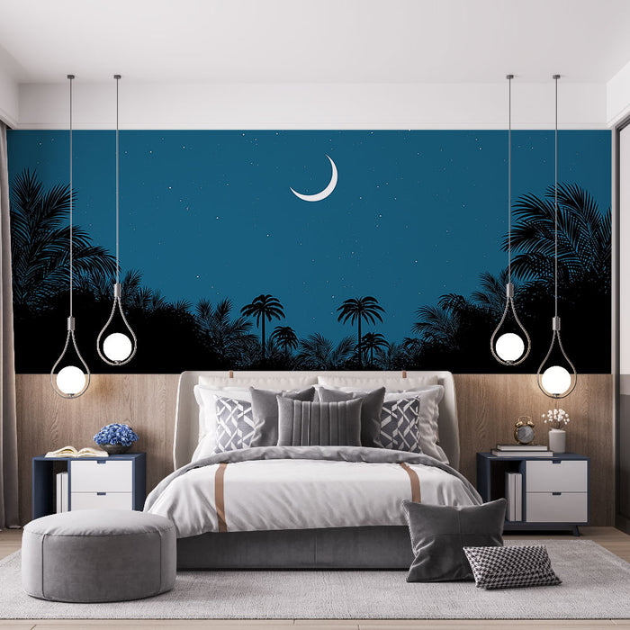 Une chambre moderne avec un papier peint représentant un ciel nocturne bleu profond orné de palmiers et d'une lune, créant une atmosphère apaisante et rêveuse.