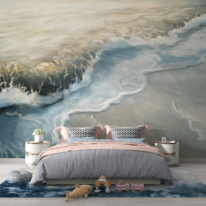 Une chambre apaisante avec un papier peint représentant des vagues marines aux teintes douces de bleu et beige, évoquant une atmosphère sereine et relaxante.