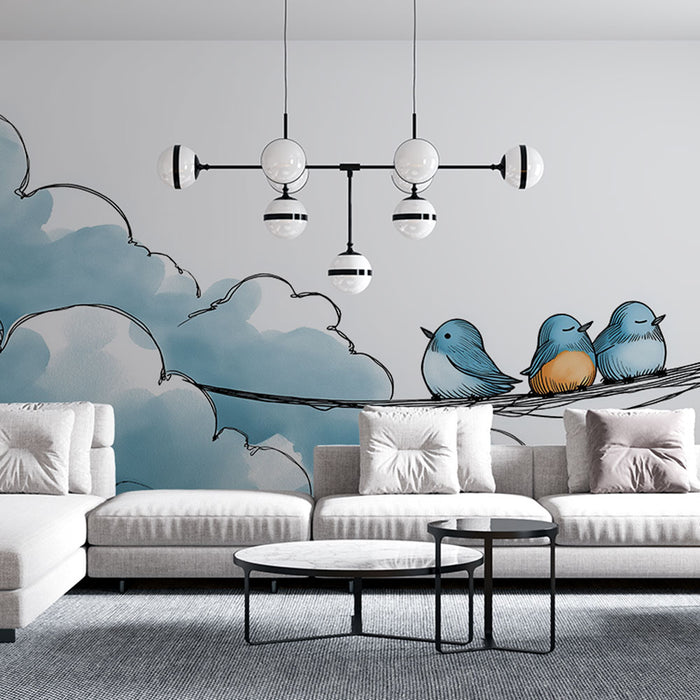 Un salon moderne avec un papier peint illustratif représentant des oiseaux colorés perchés sur une branche, entourés de nuages bleus, créant une ambiance joyeuse et légère.