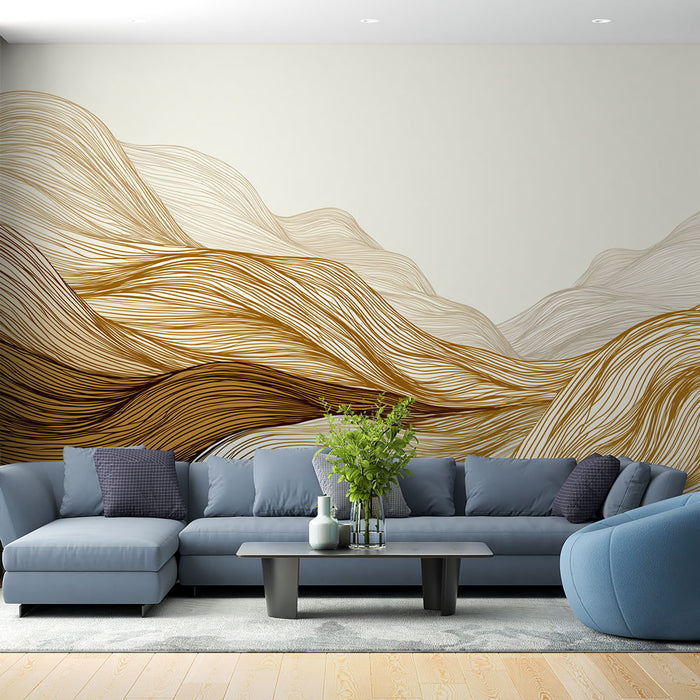 Un salon moderne avec un papier peint aux motifs fluides et ondulés dans des teintes dorées et beige, créant une ambiance chaleureuse et élégante.