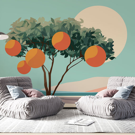 Une pièce moderne avec un papier peint tropical représentant un arbre aux oranges sur fond bleu clair, créant une ambiance estivale et vivifiante.