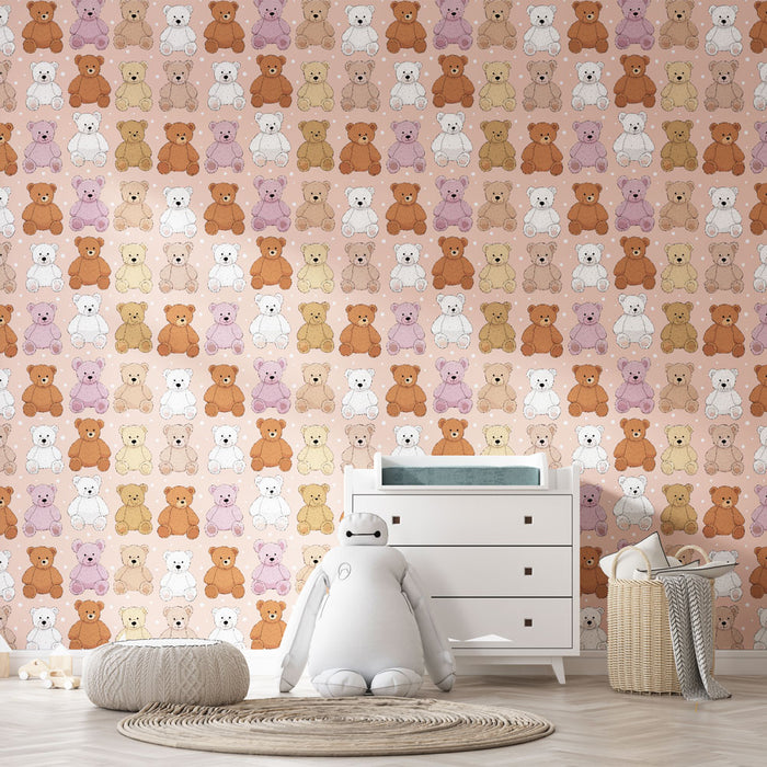 Une chambre d'enfant avec un papier peint ludique représentant des ours en peluche colorés sur fond rose, créant une ambiance douce et chaleureuse.