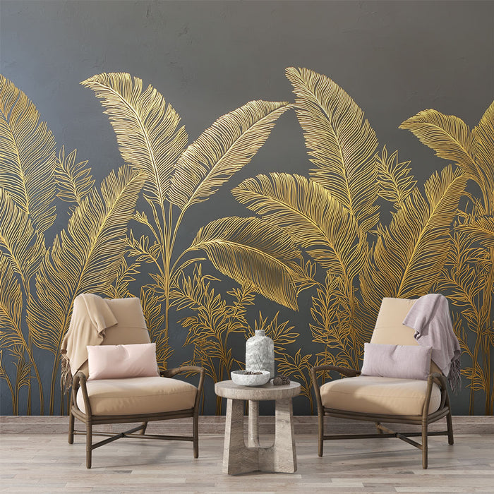 Une pièce moderne avec un papier peint tropical noir orné de grandes feuilles dorées, créant une ambiance élégante et chaleureuse.