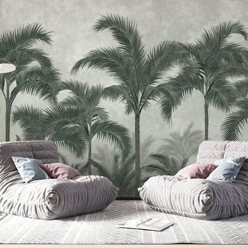 Une pièce moderne avec un papier peint représentant de grandes palmiers verts sur fond gris, créant une atmosphère tropicale et apaisante.