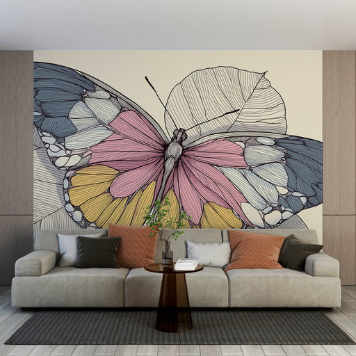 Un salon moderne avec un papier peint représentant un grand papillon aux couleurs pastel, créant une ambiance artistique et délicate.