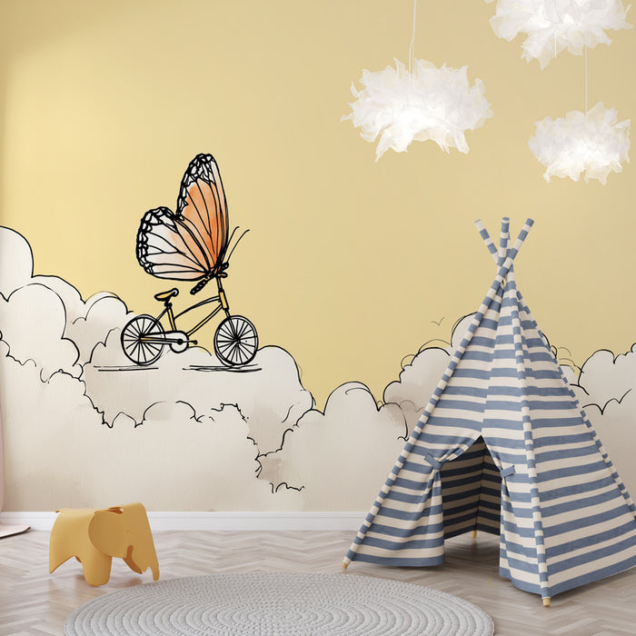 Une chambre d'enfant avec un papier peint illustratif représentant un vélo sur des nuages, sur fond jaune, créant une atmosphère ludique et rêveuse.