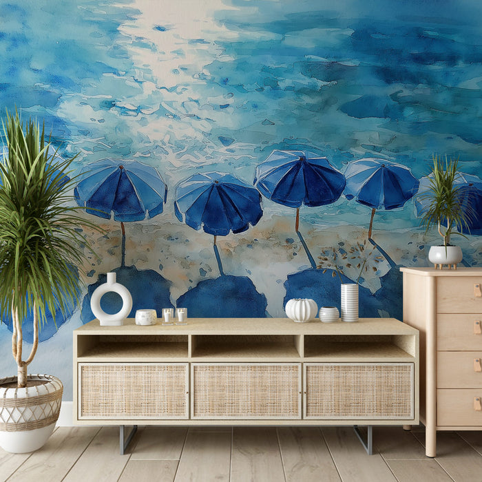 Une pièce moderne avec un papier peint aquarelle représentant des parasols bleus sur fond océanique, créant une atmosphère relaxante et estivale.