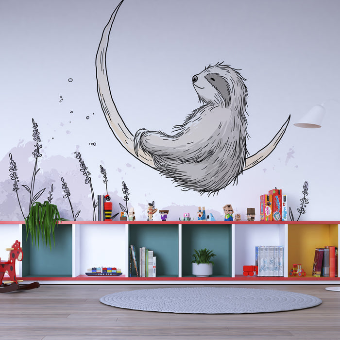 Une chambre d'enfant avec un papier peint illustratif représentant un paresseux sur une lune, créant une ambiance ludique et apaisante.