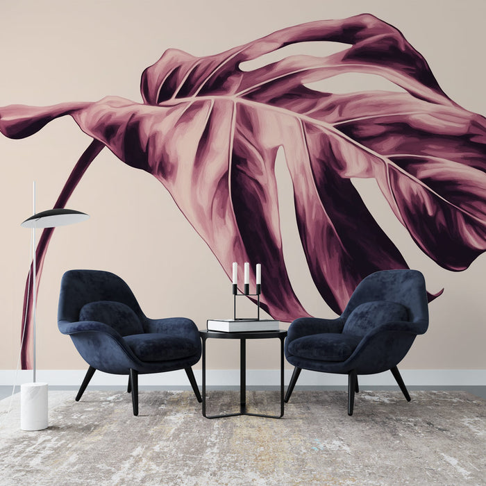 Une pièce moderne avec un papier peint représentant une grande feuille tropicale dans des teintes de rose et violet, créant une ambiance artistique et chaleureuse.