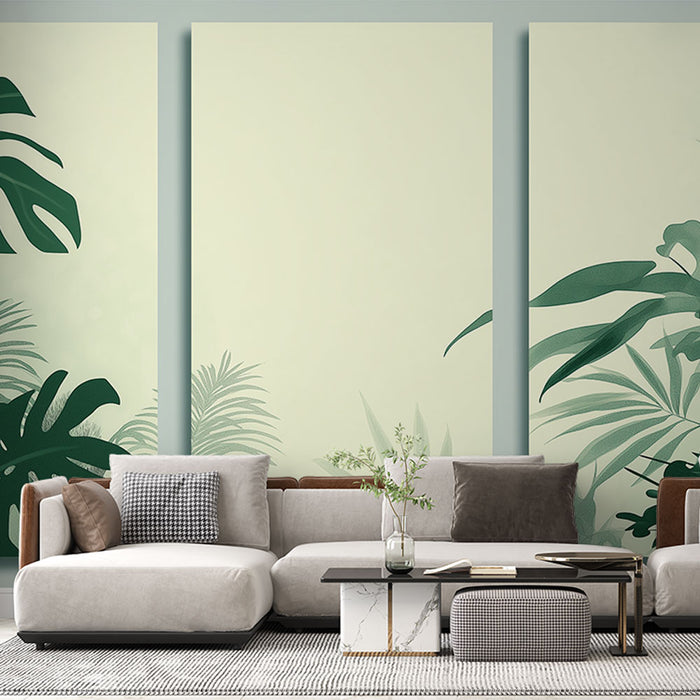Un salon élégant avec un papier peint tropical aux teintes douces, représentant de grandes feuilles vertes sur un fond clair, créant une atmosphère apaisante et naturelle.