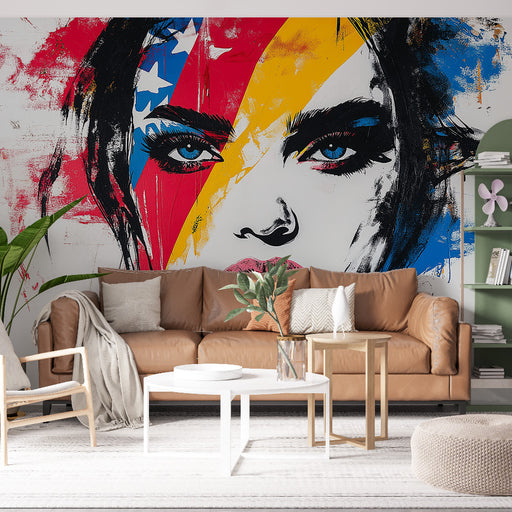 Papier peint artistique avec visage stylisé et motifs colorés pour salon moderne