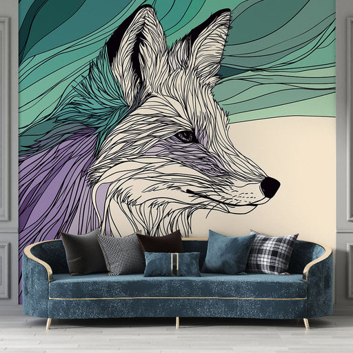 Un salon moderne avec un papier peint représentant un renard stylisé aux lignes graphiques sur fond dégradé de vert et violet, créant une ambiance artistique et dynamique.