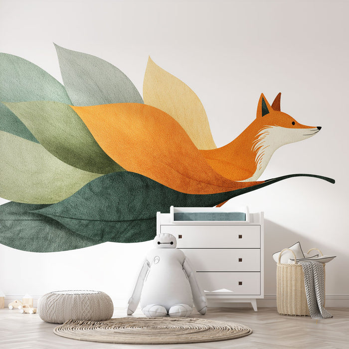 Une chambre d'enfant avec un papier peint illustrant un renard stylisé parmi des feuilles aux teintes douces de vert et d'orange, créant une ambiance ludique et chaleureuse.