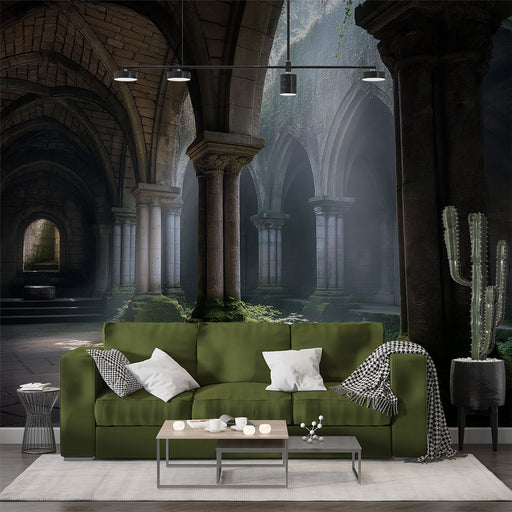 Un salon moderne avec un papier peint représentant des arches anciennes et mystérieuses, créant une atmosphère à la fois romantique et apaisante.