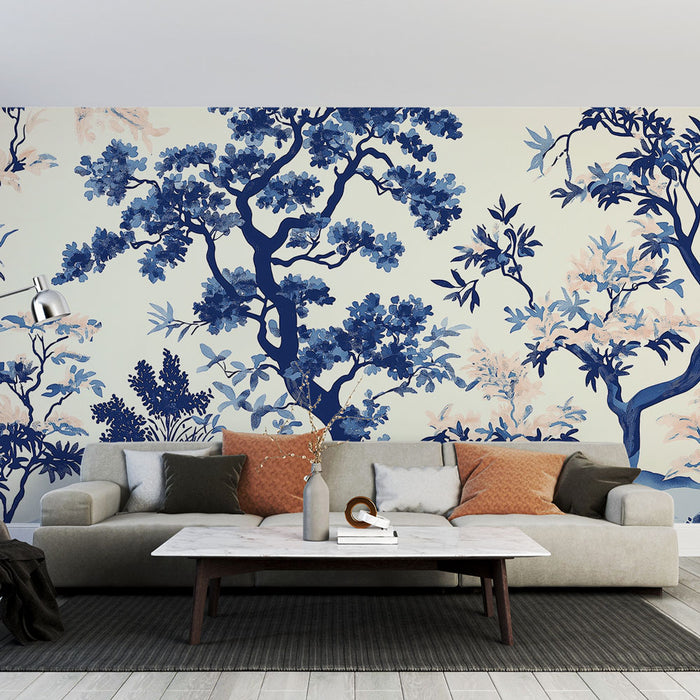 Un salon élégant avec un papier peint représentant des arbres stylisés en bleu et rose sur fond clair, créant une atmosphère apaisante et artistique.