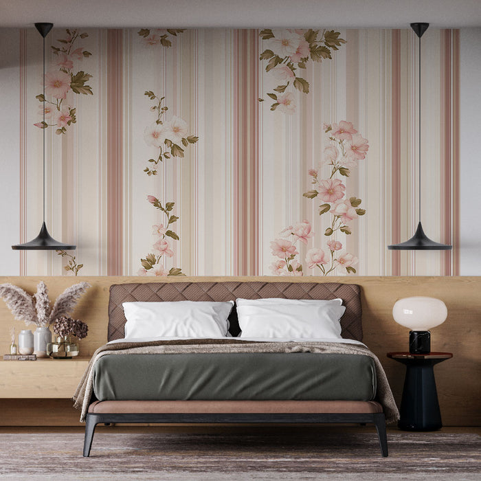 Une chambre élégante avec un papier peint à rayures pastel et motifs floraux délicats, créant une atmosphère douce et romantique.