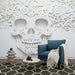 Papier peint tête de mort avec dentelle florale blanche pour décoration murale moderne et élégante
