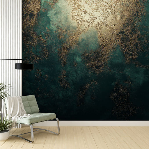 Papier peint design abstrait avec texture dorée et vert profond pour salon moderne