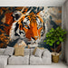 Papier peint tigre majestueux avec couleurs éclatantes pour salon moderne et élégant