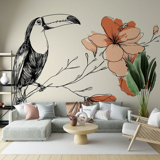 Un salon moderne avec un papier peint illustratif représentant un toucan et des fleurs aux teintes douces, créant une ambiance tropicale et artistique.