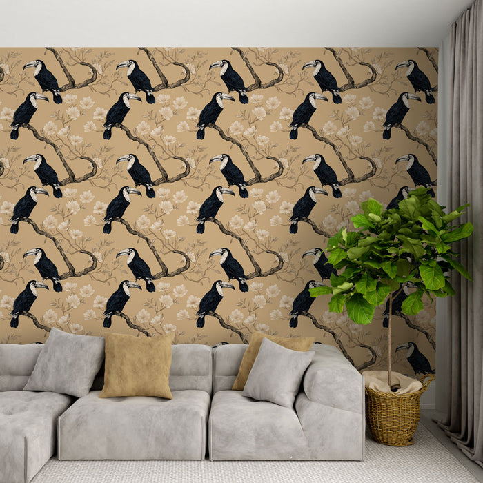Une pièce moderne avec un papier peint représentant des oiseaux noirs sur des branches, agrémenté de fleurs sur fond beige, créant une ambiance naturelle et artistique.