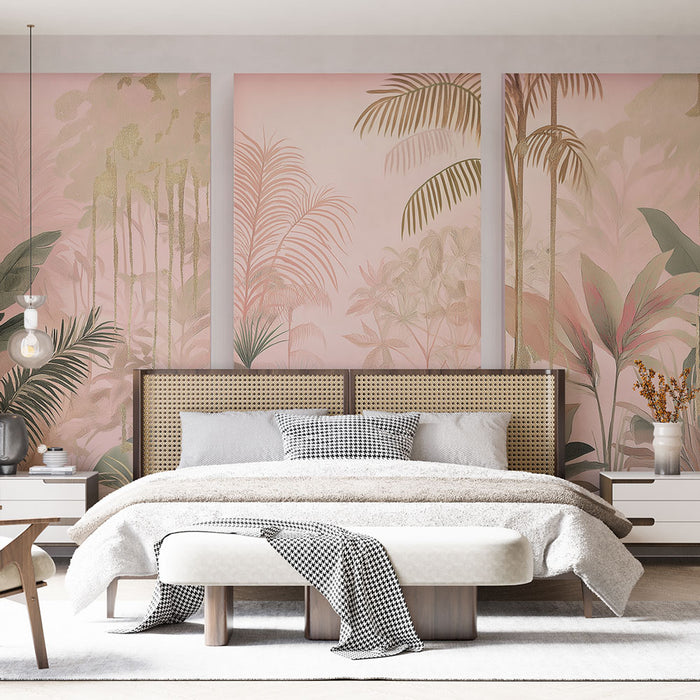 Une chambre élégante avec un papier peint tropical aux teintes roses et dorées, représentant des feuillages luxuriants qui créent une atmosphère apaisante et chaleureuse.