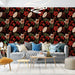 Un salon contemporain avec un papier peint tropical aux motifs de noix de coco et de fleurs colorées sur fond noir, créant une ambiance chaleureuse et exotique.