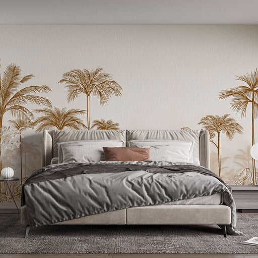 Une chambre moderne avec un papier peint représentant des palmiers dorés sur fond clair, créant une ambiance tropicale et apaisante.