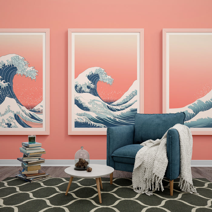 Un salon moderne avec un papier peint aux motifs de vagues stylisées en bleu sur fond corail, créant une ambiance dynamique et apaisante.