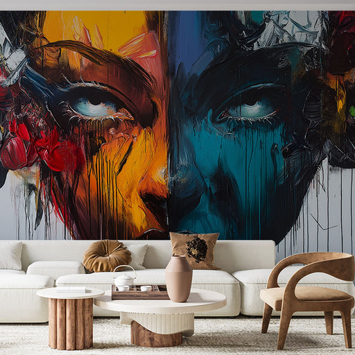 Papier peint visage artistique avec portrait abstrait aux couleurs vives et contrastées pour salon moderne.