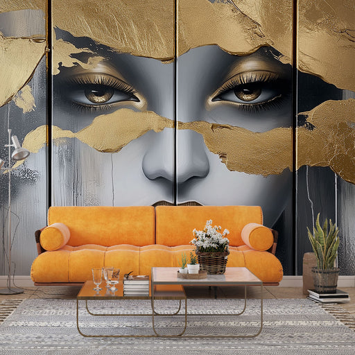 Papier peint artistique avec visage élégant et touches d'or pour salon moderne.